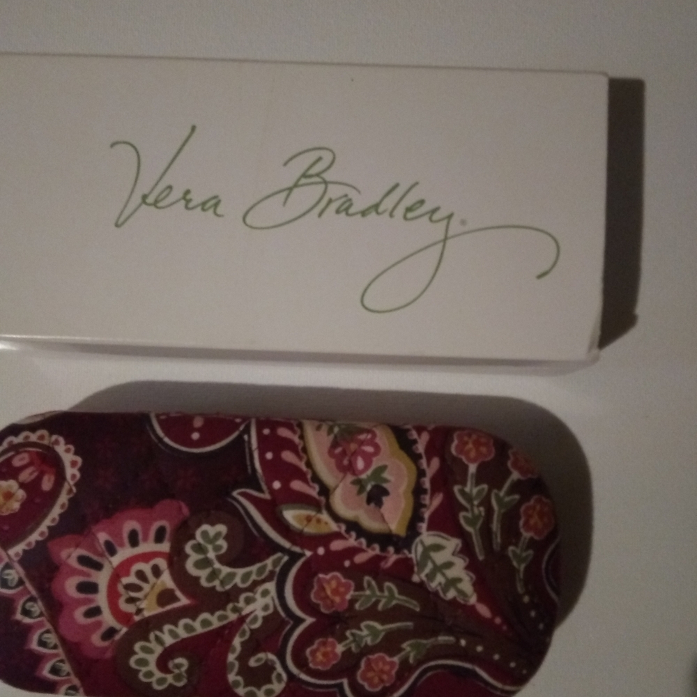 NIB Vera Bradley Glass Case